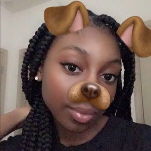 Meet your Posher, Destinee